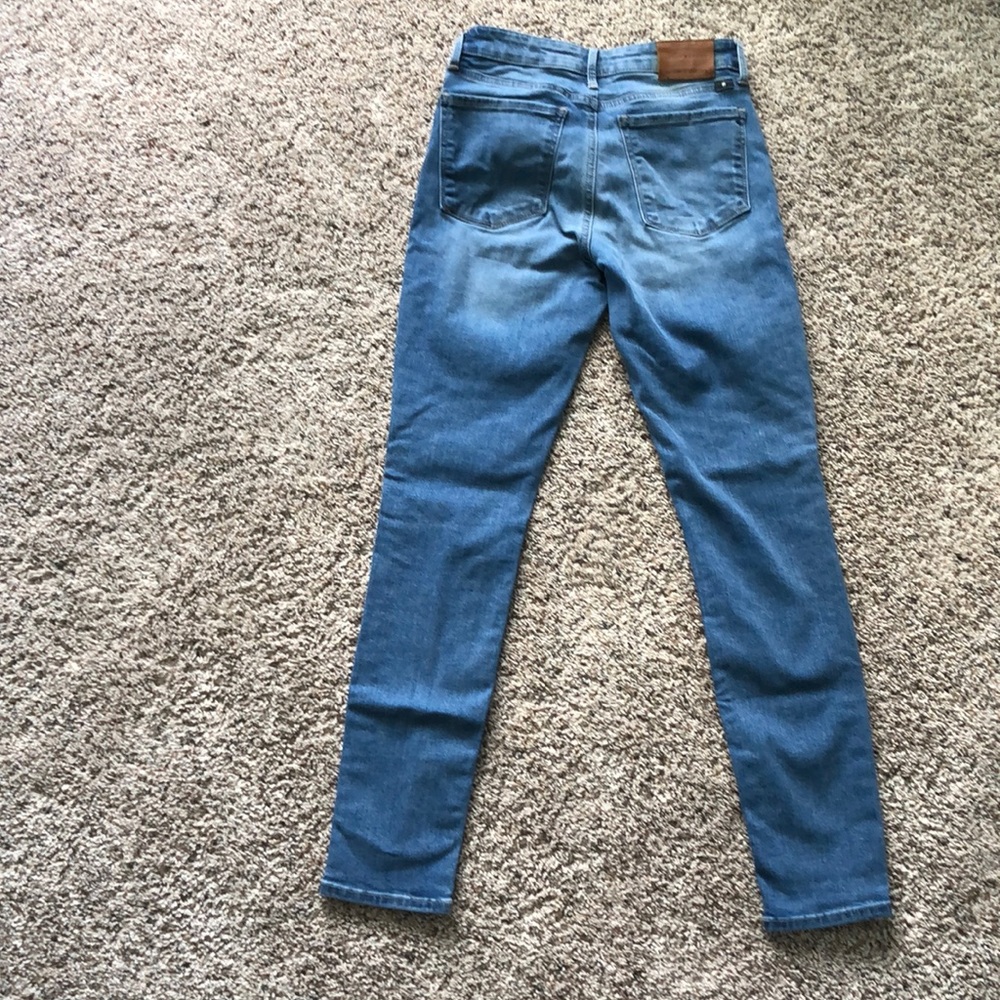 Too small! - Picture 2 of 2